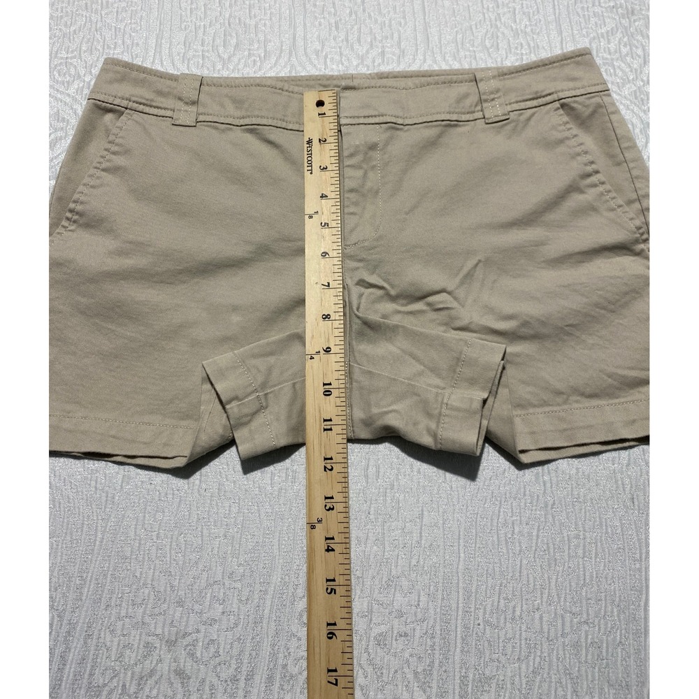 New York & Company Womens Khaki Chino Shorts Beige Cotton Stretch Size 8 - Picture 4 of 11